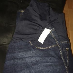 Maternity skinny jeans